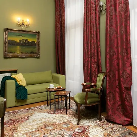 شقة Otium Old Town Boutique *