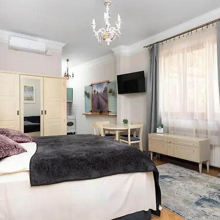 Otium Old Town Boutique