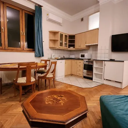 Otium Old Town Boutique *